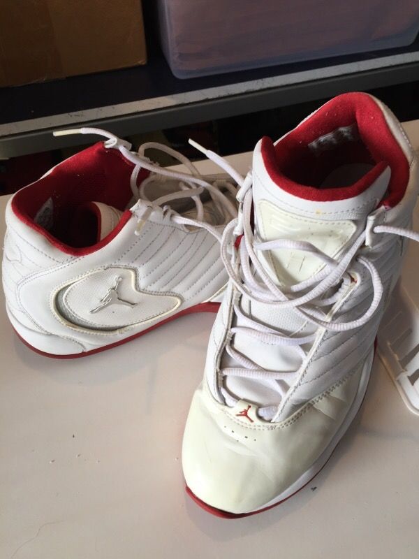 Air Jordan B 2Rue Men's Red White Basketball Shoe Size 11 312523-104