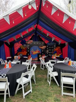 Hot Wheels Theme Te T With Drape Backdrop 