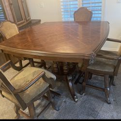 Vintage Counter High Table And 4 Chairs