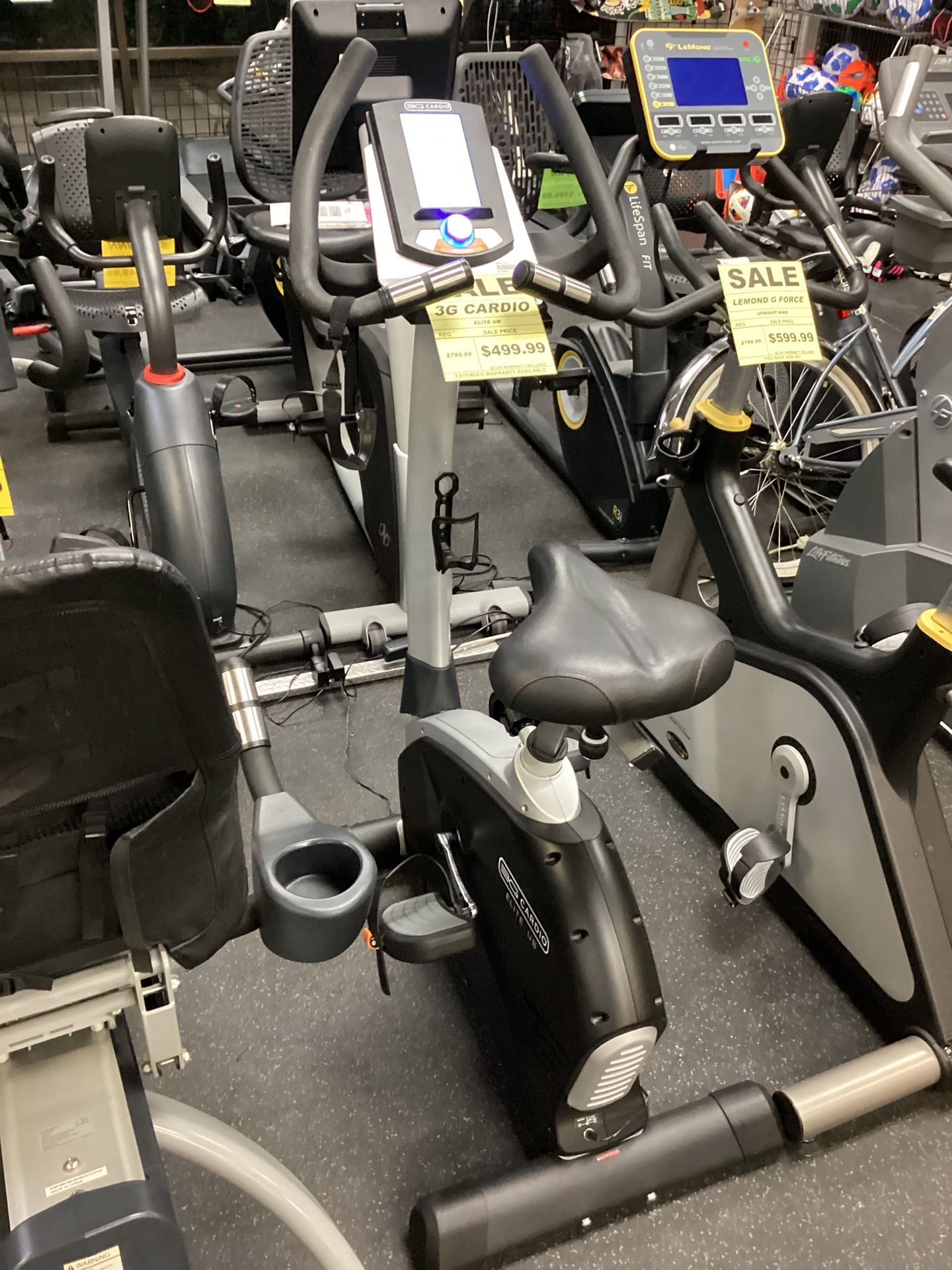 3g Cardio Compact High End Upright Exercise Bike With Warranty MSRP $1500