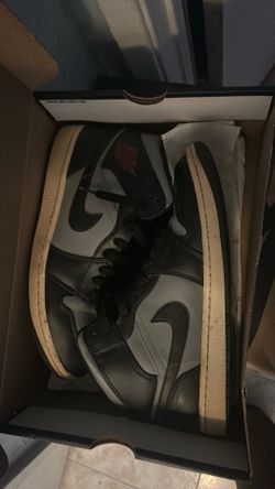 Mens jordan 1s