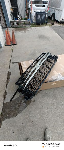 2021-2024 Chevrolet Chevy Tahoe suburban grill grille