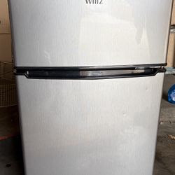 WHIRLPOOL WH31S1E REFRIGERATOR