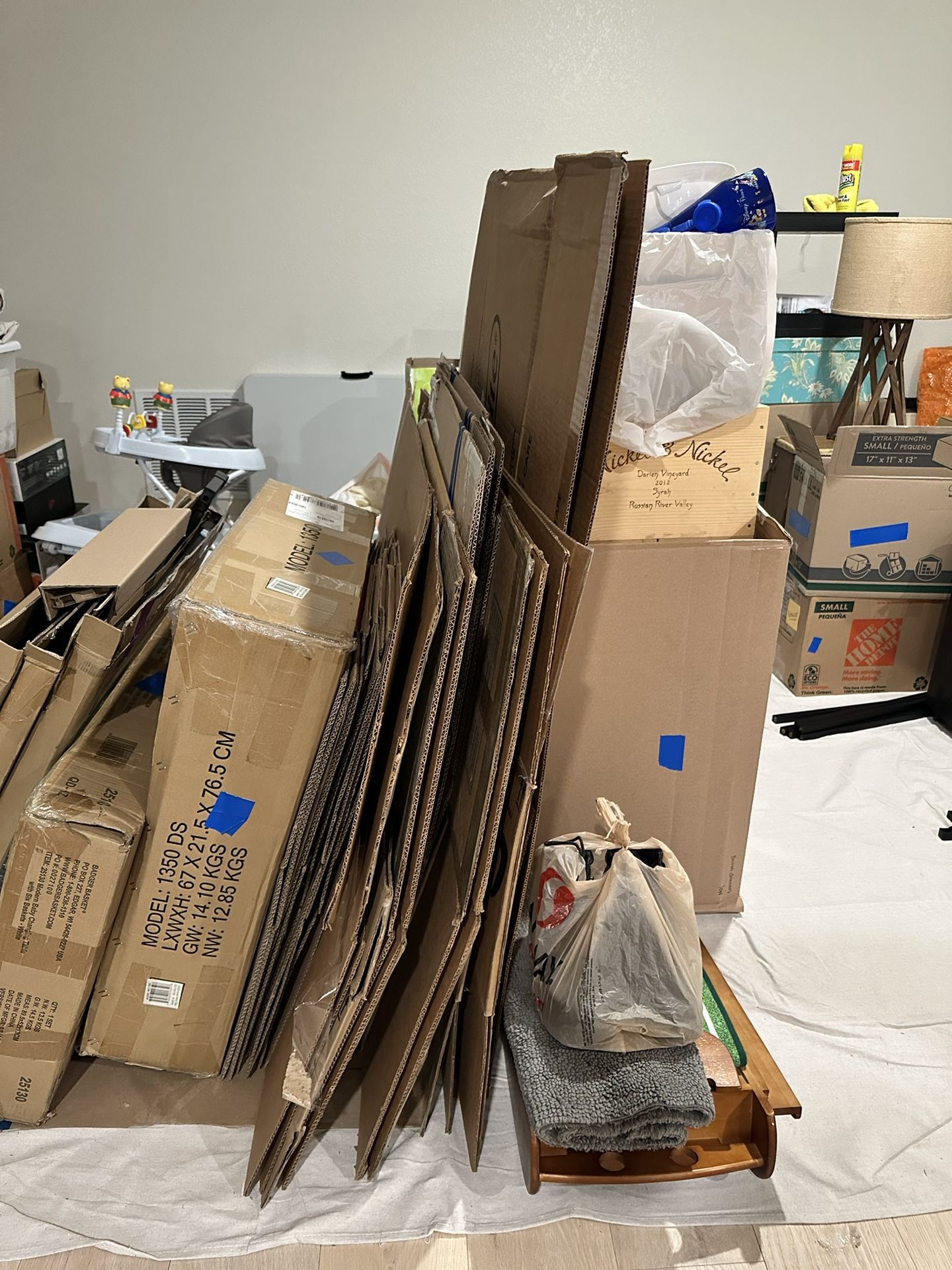 20+ Moving Boxes - Free