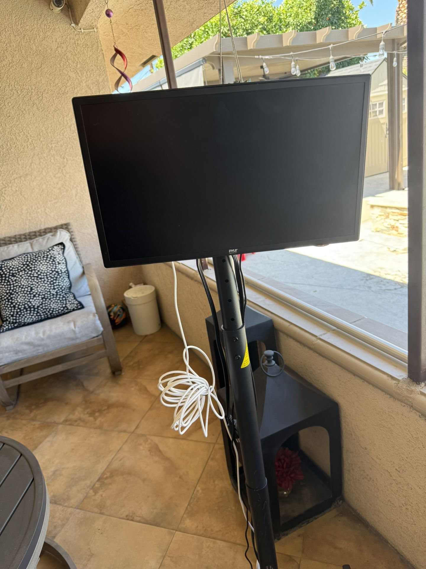 Pyle Tv With Cd Player