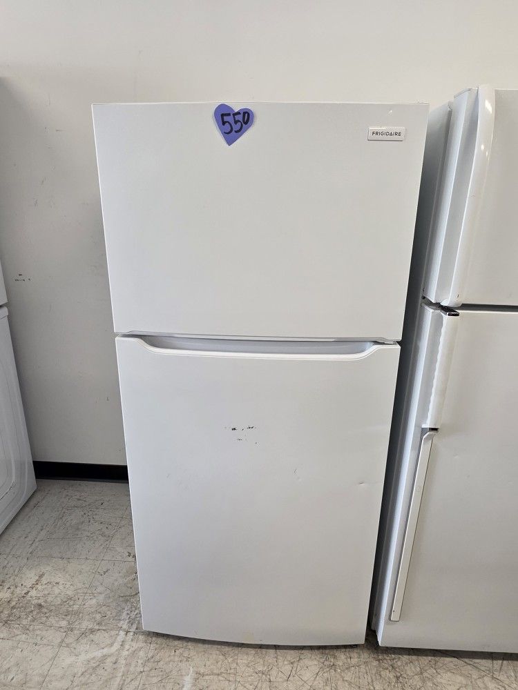 Top Freezer Refrigerator Used In Good Condition With 90days Warranty From $325 Up To $550