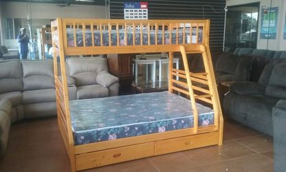 BLOWOUT SALE,FLOOR,TWIN/FULL BUNK BED, $498.