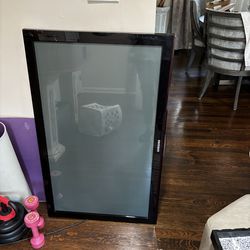 40 inch Samsung TV for parts only