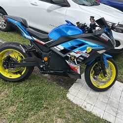 Moto Eléctrica Kawasaki 300