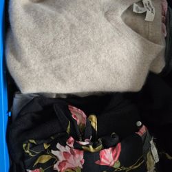 Over 30 Woman's Tops