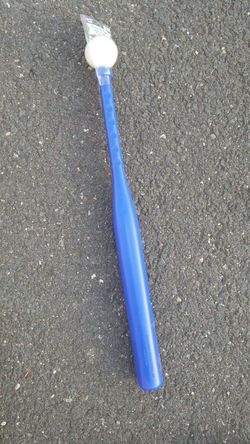 PLASTIC BAT & BALL!