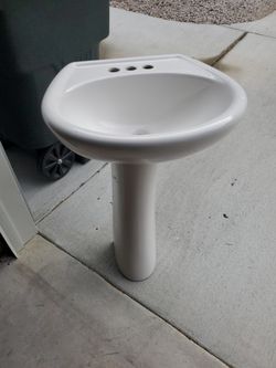 Pedestal Sink
