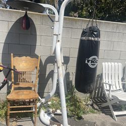 80 Pound Punching Bag Speed Bag And Stand 