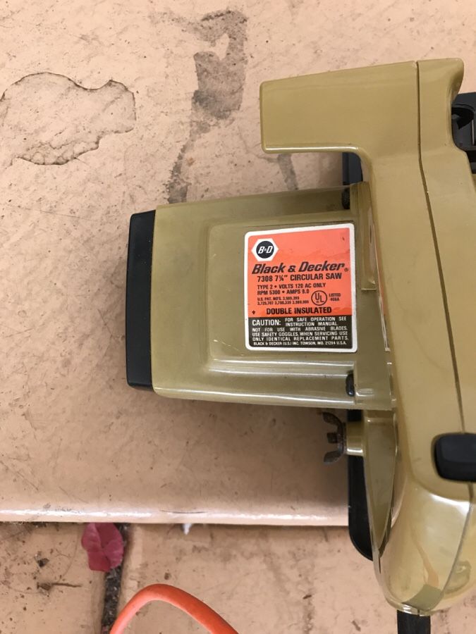 BLACK+DECKER Electric Hand Saw with Storage Bag for Sale in Kingman, AZ -  OfferUp