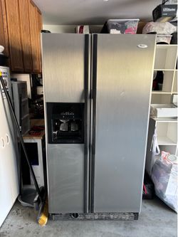 Whirlpool side by side fridge
