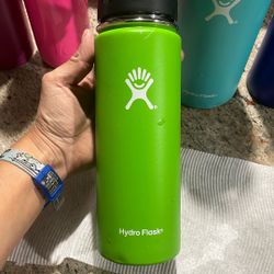 Hydro Flask 20oz.  $10