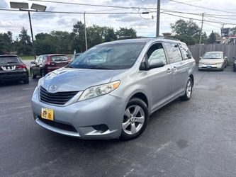 2012 Toyota Sienna