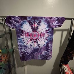 Men Medium (great for A Female)