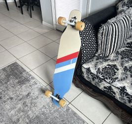 longboard Used IN GOOD WORKING CONDITION 