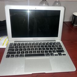 Apple MacBook 