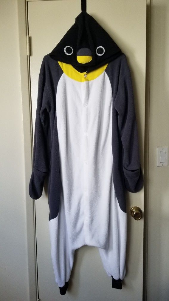 Penguin onesie, Size S