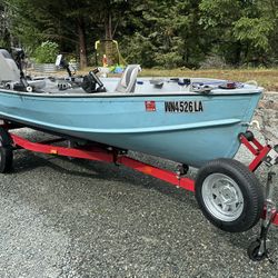 1964  13.5ft Custom Aluminum Fishing Boat- Fully Restored-$4300 OBO