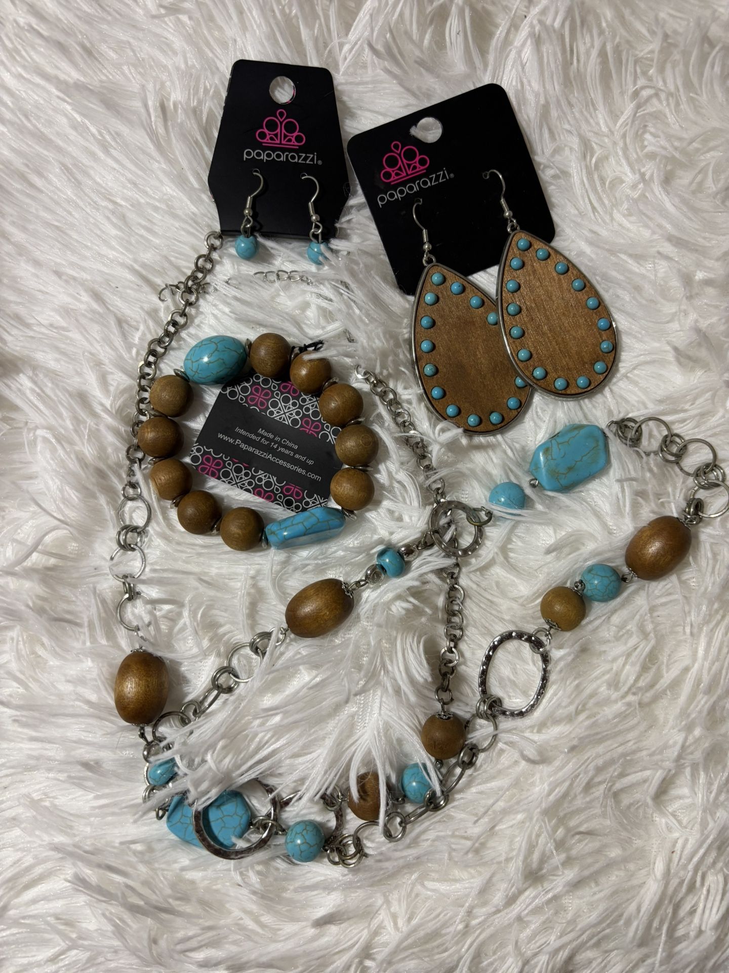 Necklace set