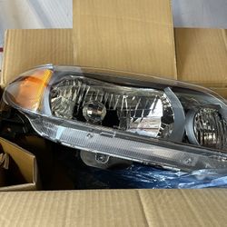 2001-2003 Mazda Protege Right Headlamp 