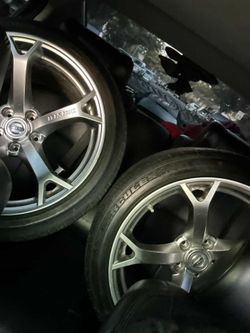 Nismo V1 Front Pair
