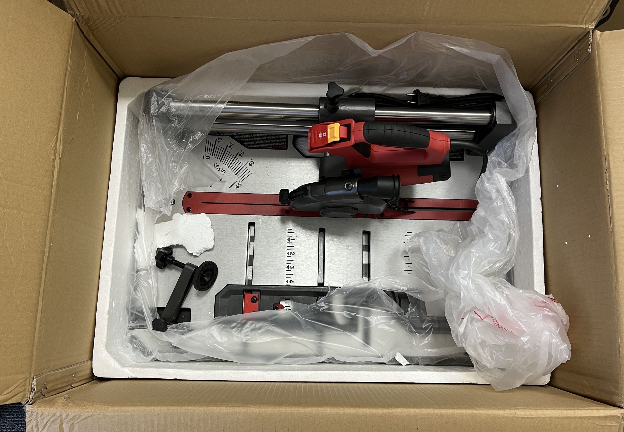 SKIL 3601-02 Flooring Saw with 36T Contractor Blade, Red and black for Sale  in Scottsdale, AZ OfferUp