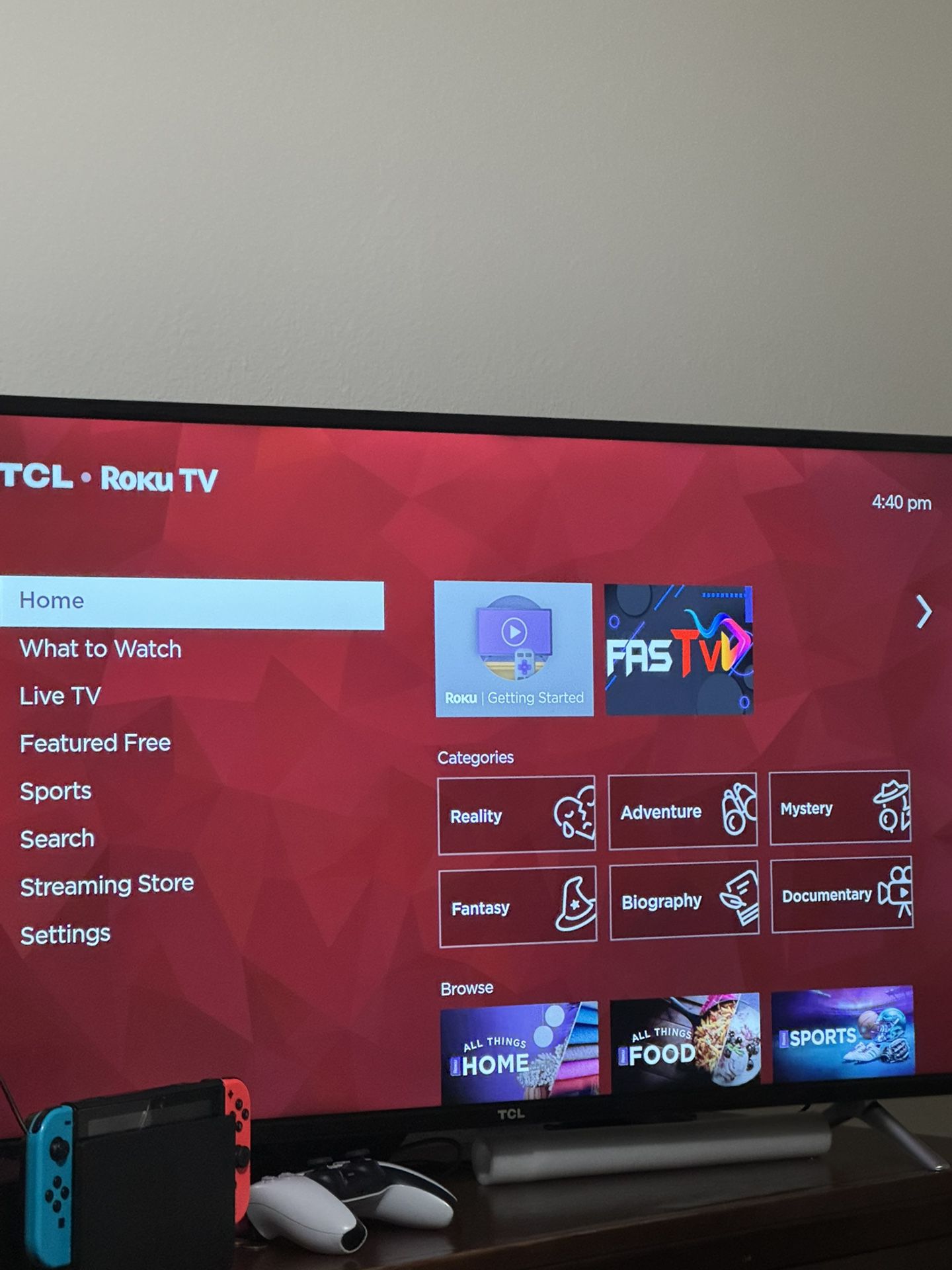 4K TCL Smart Tv With Roku 43 Inch In Good Condition 