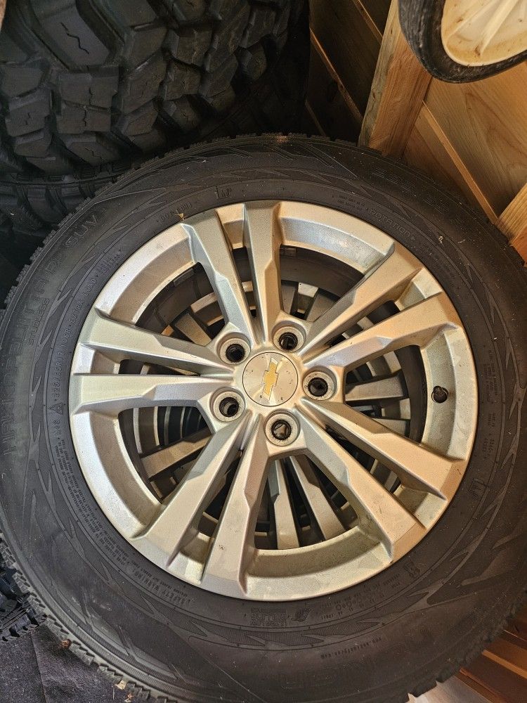 225/65/17