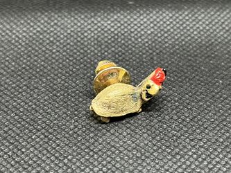 Vintage Shriner's Klitzner Gold-Tone Turtle Lapel Pin With Red Hat Green Rhinestone Eyes