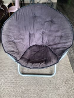 Saucer chair