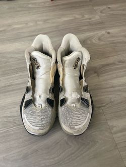 Kyries size 12