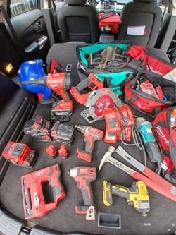 Milwaukee tools and batterys
