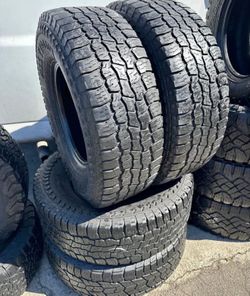 ❇️🛞 275/70/18 Vendo set de Tires con 80% de vid alas 4