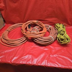 EXTENSION CORDS 12/3 (4) ROYAL ELECTRIC 