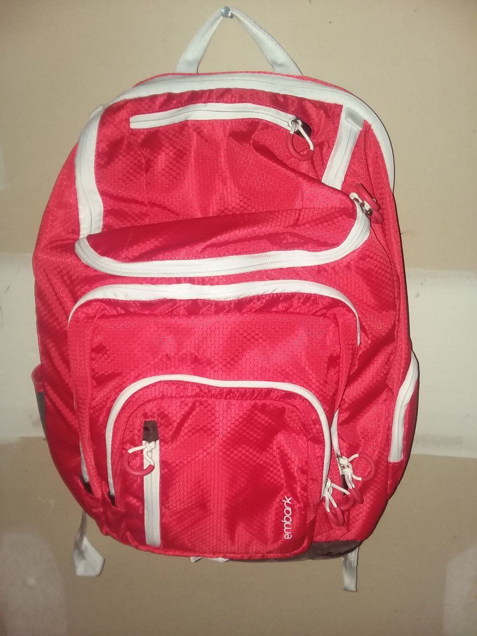 MAKE AN OFFER - embark Jartop Elite Red/Black/White Laptop Backpack - New Without Tags