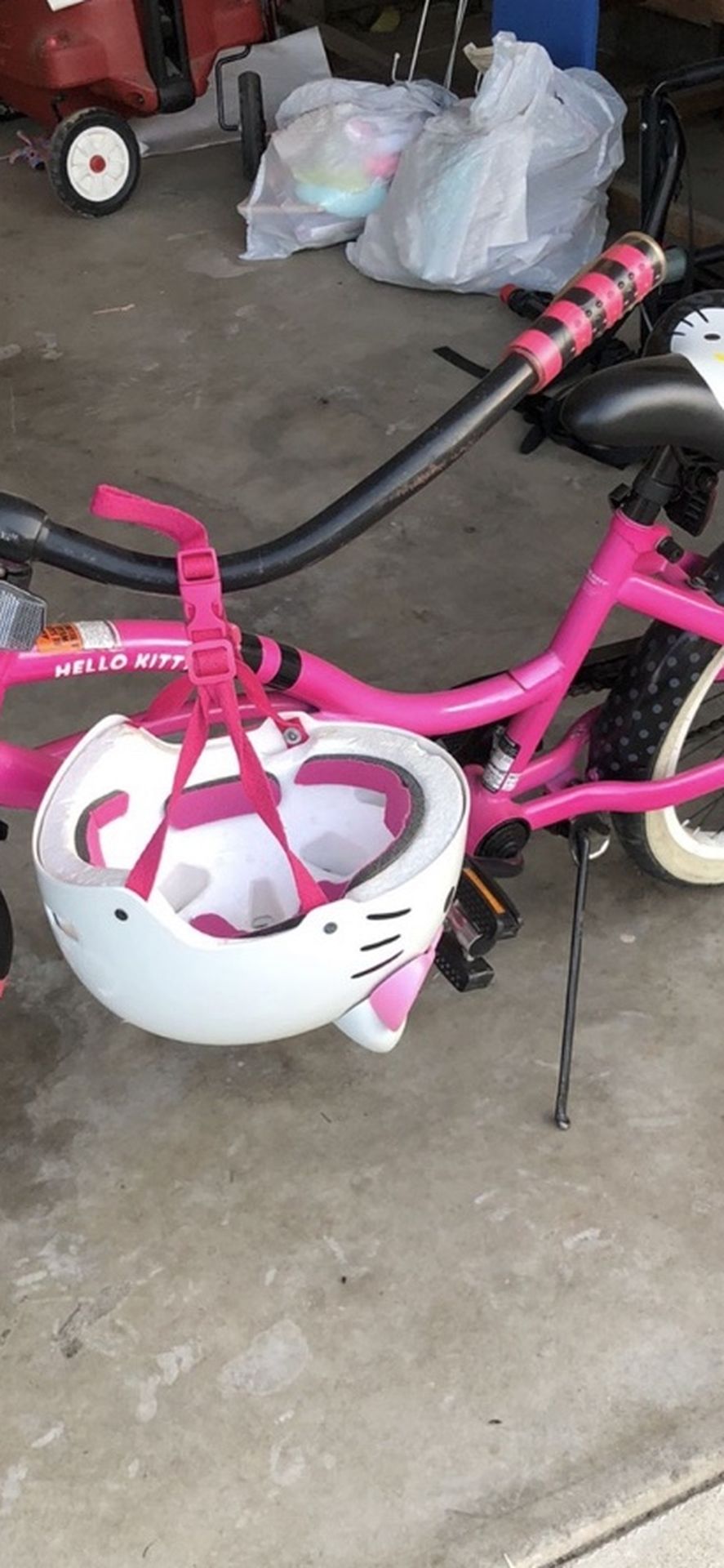 Hello kitty Cruiser