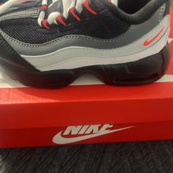 Nike Air Max 95 Recraft Size 8c 