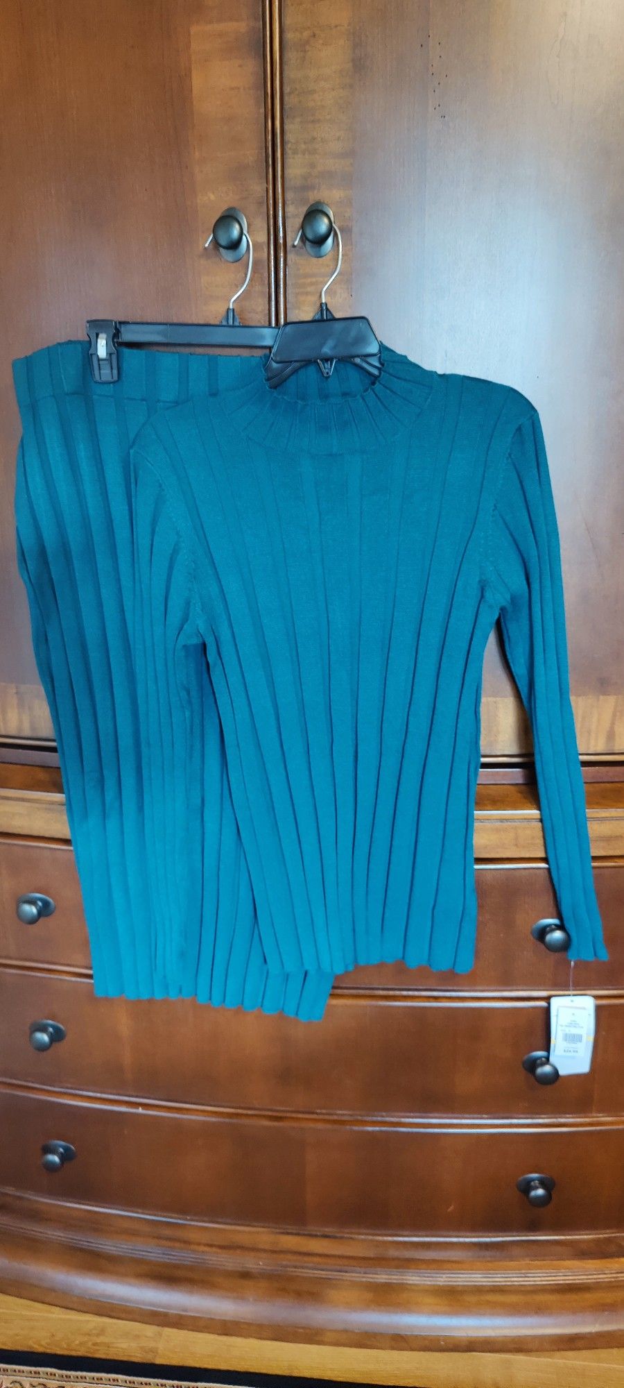 Beautiful Turquoise Knit  Women's Suit 