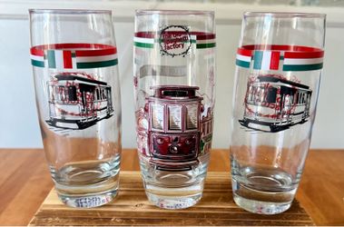 Vintage 1990s Old Spaghetti Factory Glasses Set of 3 Trolley Design Italian Theme