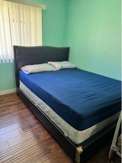 Black Queen Bed Set.