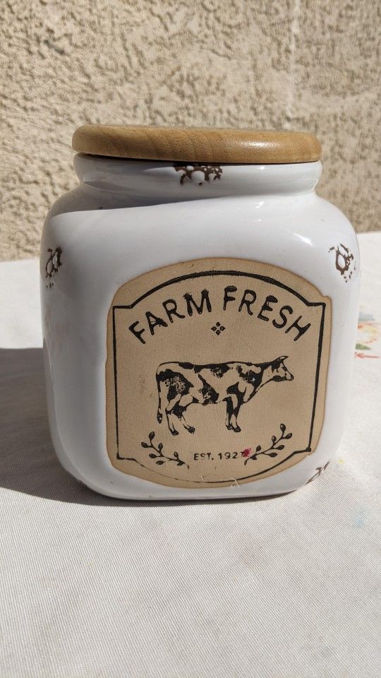 Farm Fresh Storage Ceramic Container