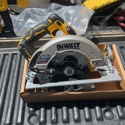 Dewalt Circular Saw