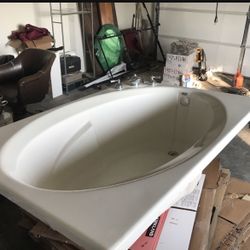 Bath Tub