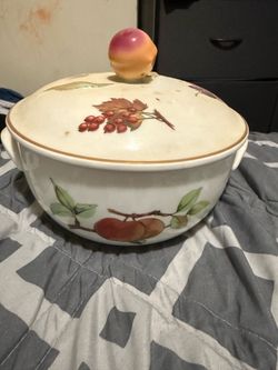 Vintage Royal Worcester Evesham Gold Cover Casserole Dish