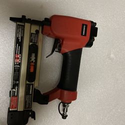 Husky Stapler Gun 18 G 