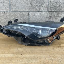 2017 2018 2019 Toyota Corolla Left Driver Side Headlight OEM